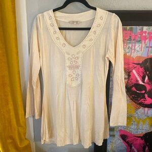 Yak n Yeti Long Sleeve Tunic Tshirt Sz Medium Yellow Embroidered Bell Sleeve